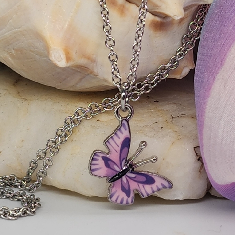 ❤️ Macy's Jewelry Purple Little Butterfly Designer Minimalist Necklace - Picture 8 of 12